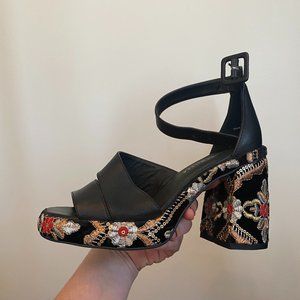 Floral Detail E8 Miista Block Heels